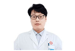 泉州中科白癜风医院洪军医生